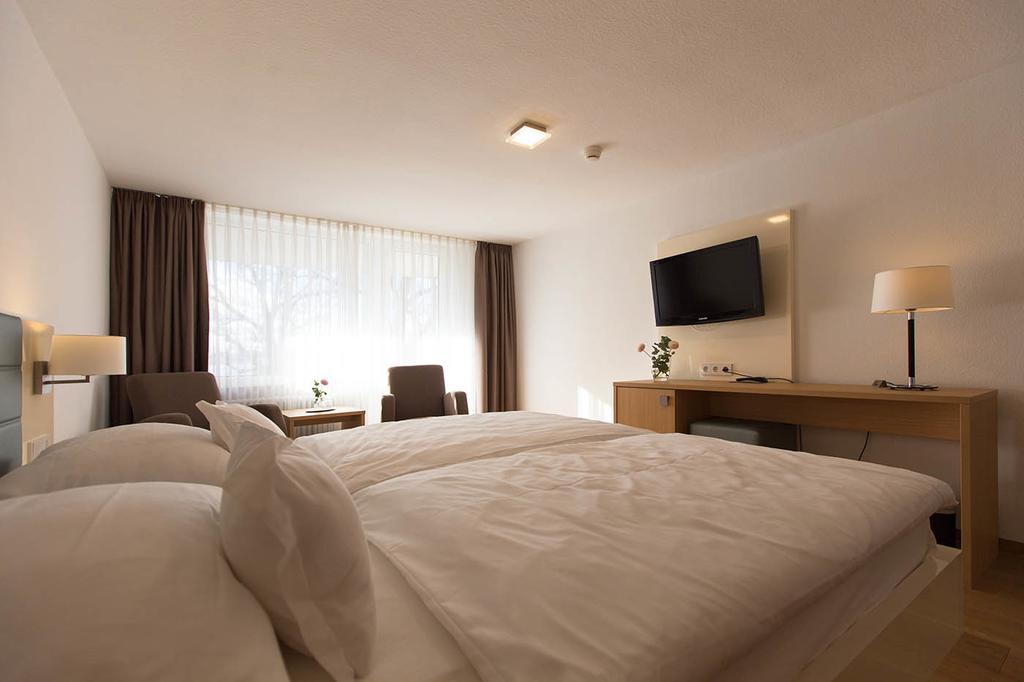Hotel Seepark Garni Uberlingen Exterior photo