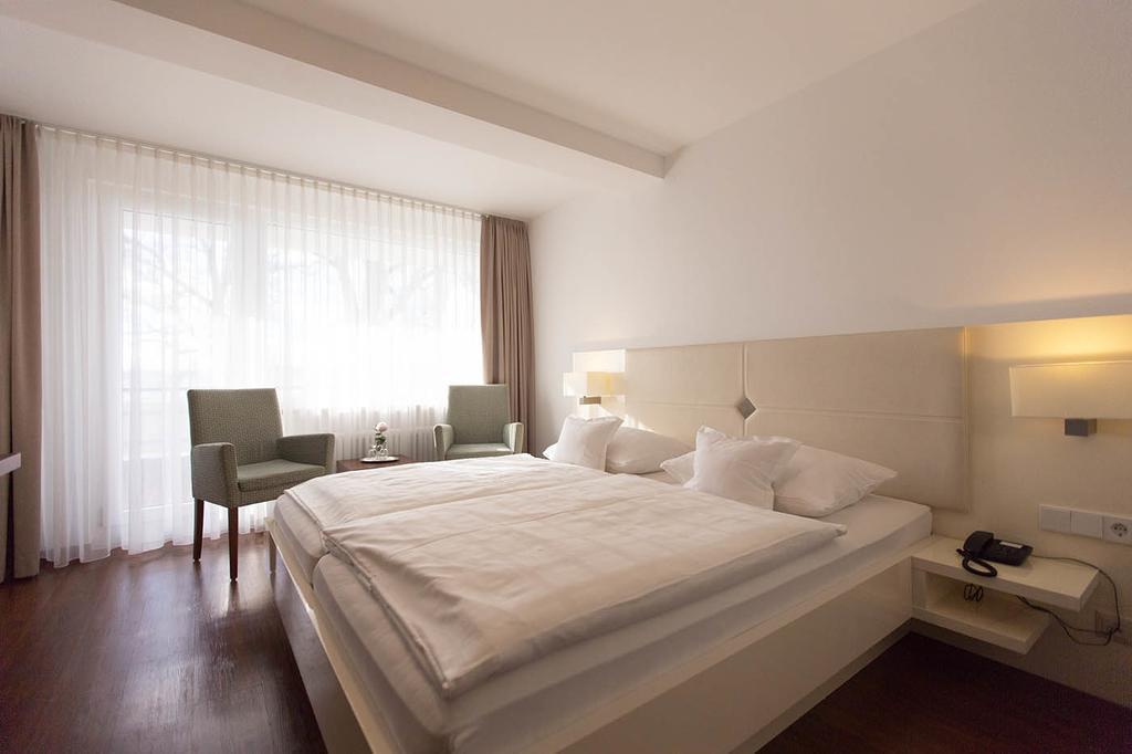 Hotel Seepark Garni Uberlingen Exterior photo