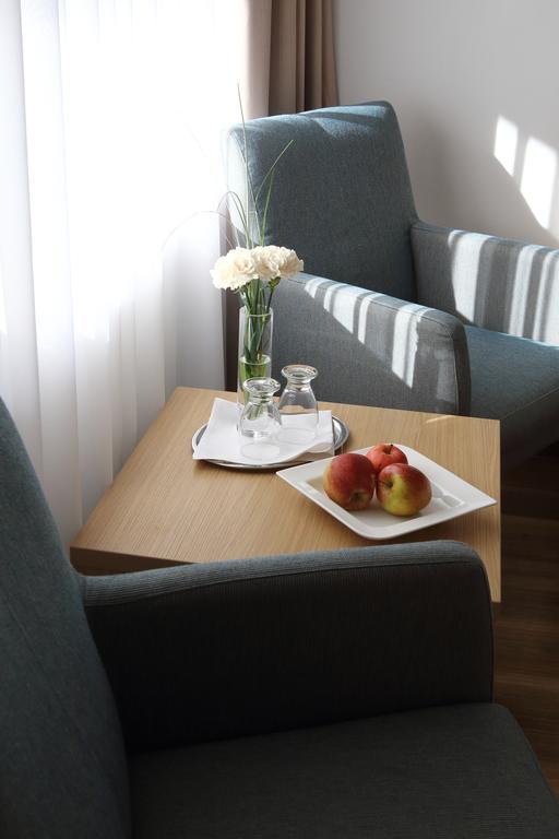 Hotel Seepark Garni Uberlingen Exterior photo
