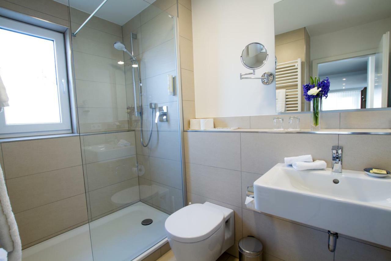 Hotel Seepark Garni Uberlingen Exterior photo